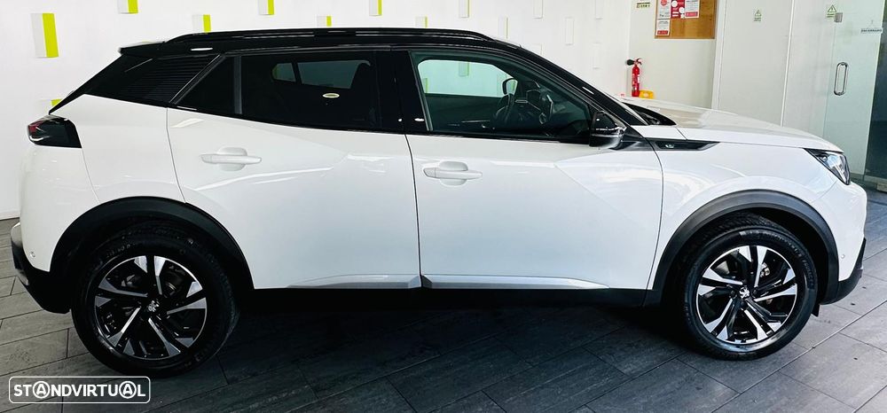 Peugeot e-2008 GT - 3