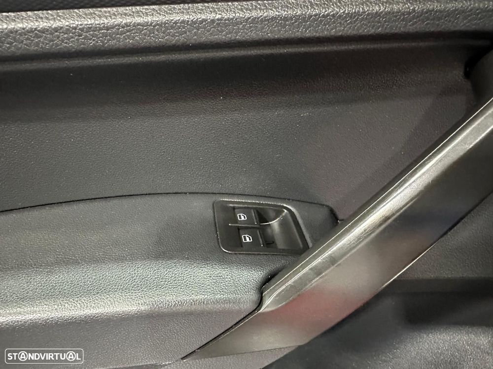 VW Caddy 2.0 TDI (5L) DSG - 35