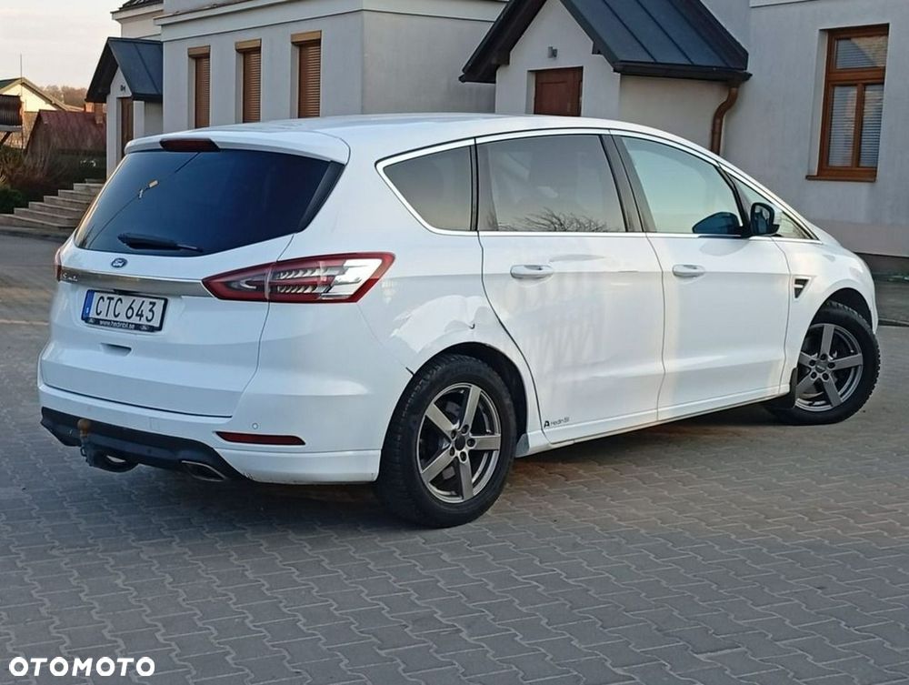 Ford S-Max 2.0 TDCi Titanium PowerShift - 15