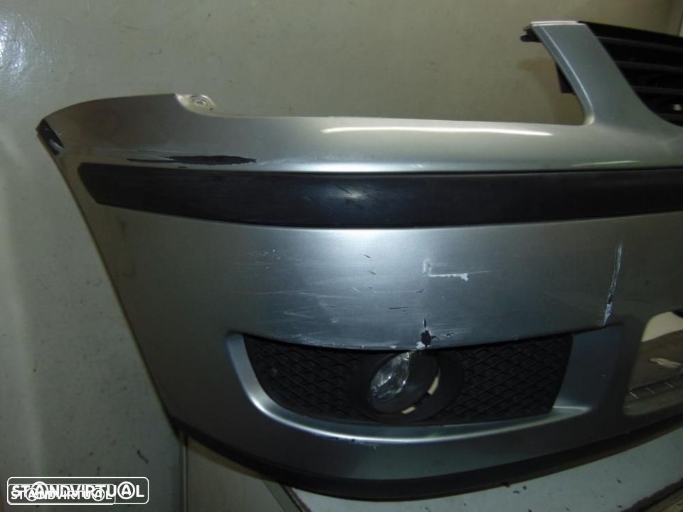 VW Polo 2000 a 2002 pára-choques - 2