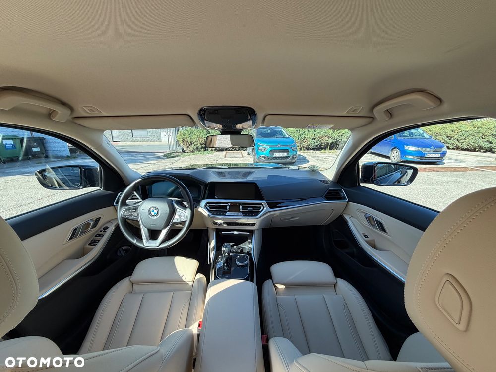BMW Seria 3 318i Sport Line - 20