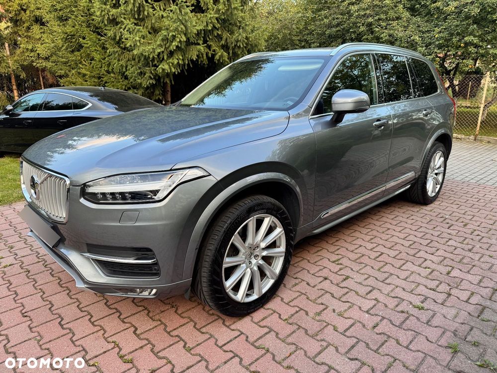 Volvo XC 90 - 2