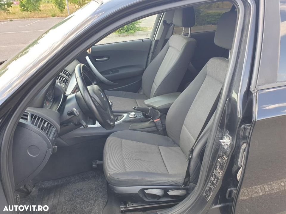 BMW Seria 1 118d - 29