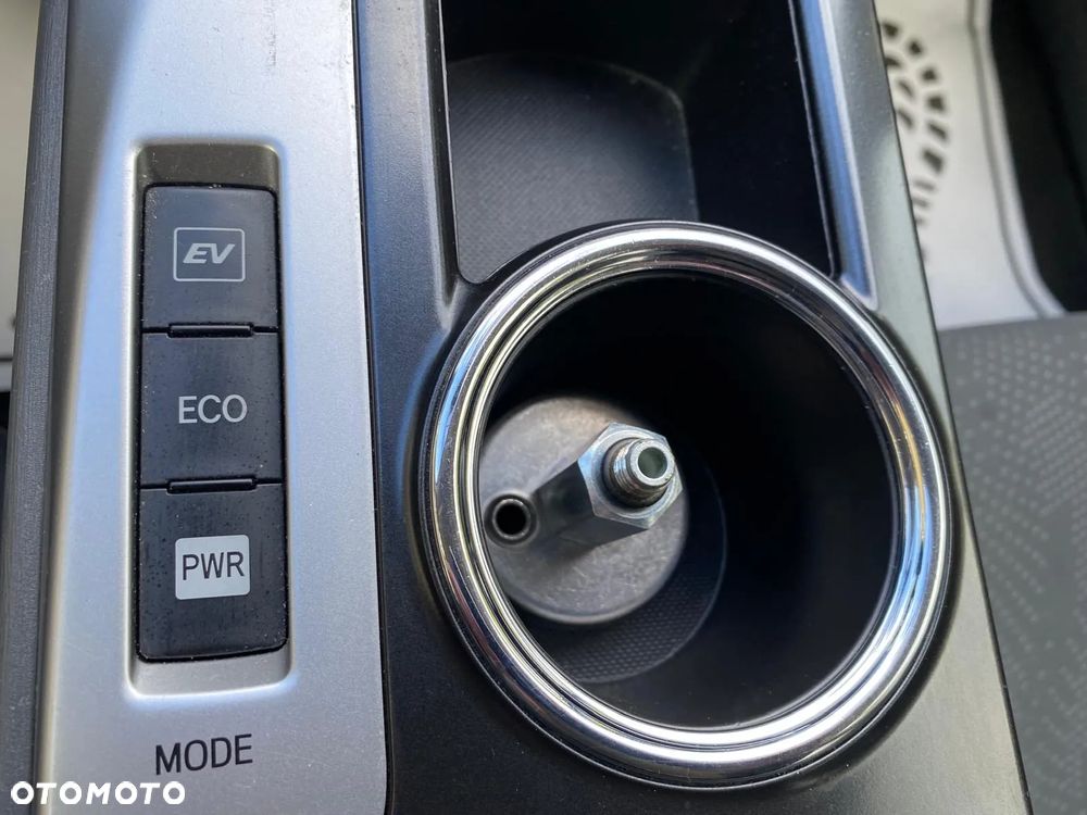 Toyota Prius+ 1.8 HSD Prestige PCS - 8