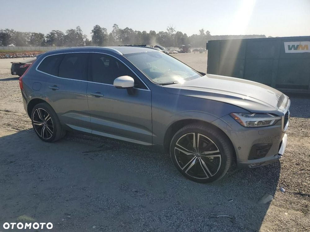 Volvo XC 60 - 4