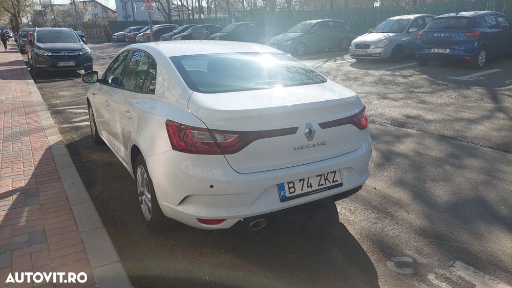 Renault Megane TCe GPF Business - 6