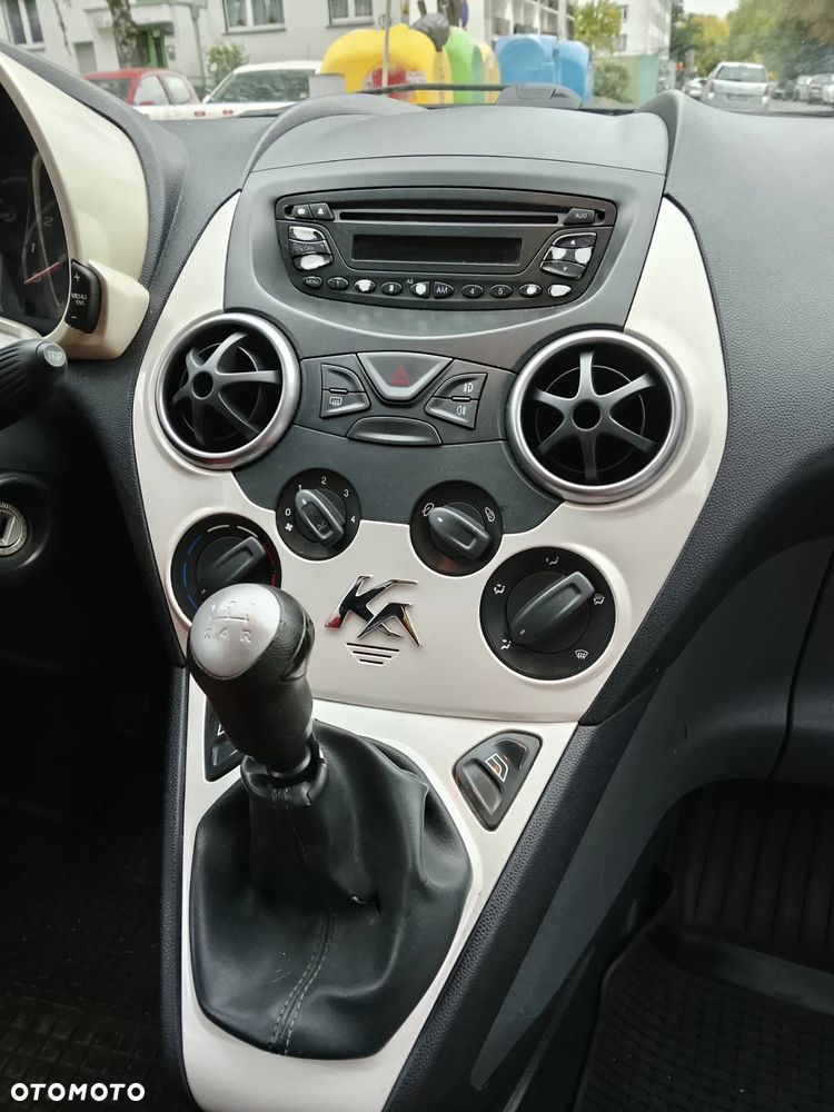 Ford KA 1.2 Titanium (air2) - 10
