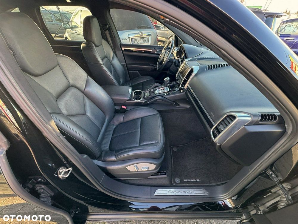 Porsche Cayenne S Tiptronic S - 24