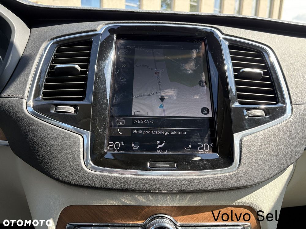 Volvo XC 90 - 16