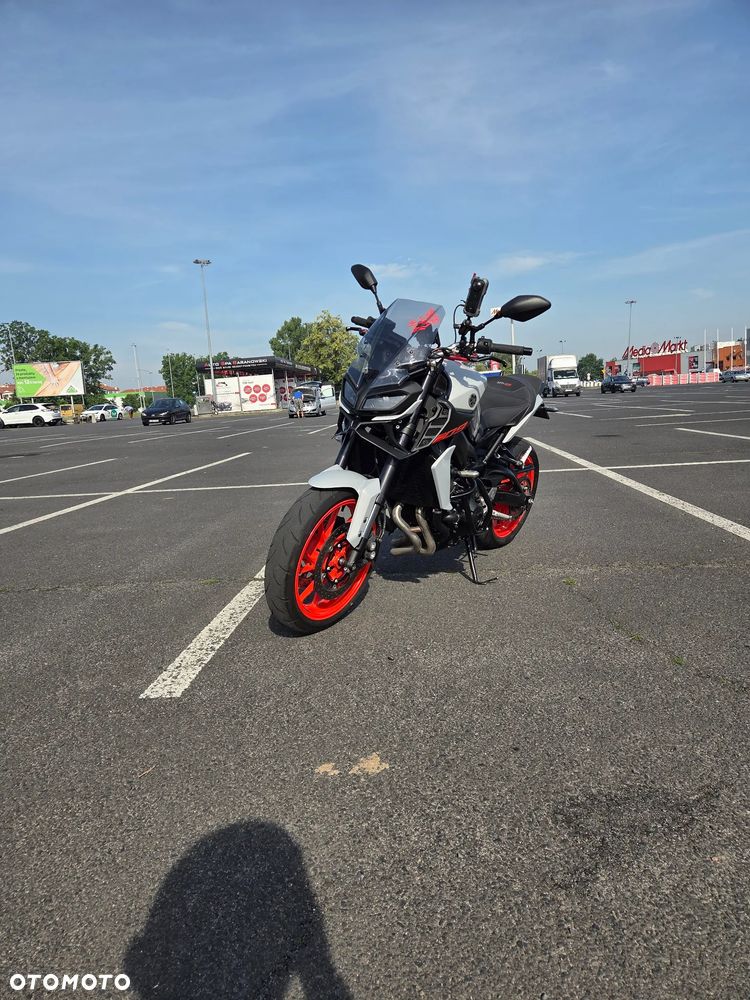 Yamaha MT - 1