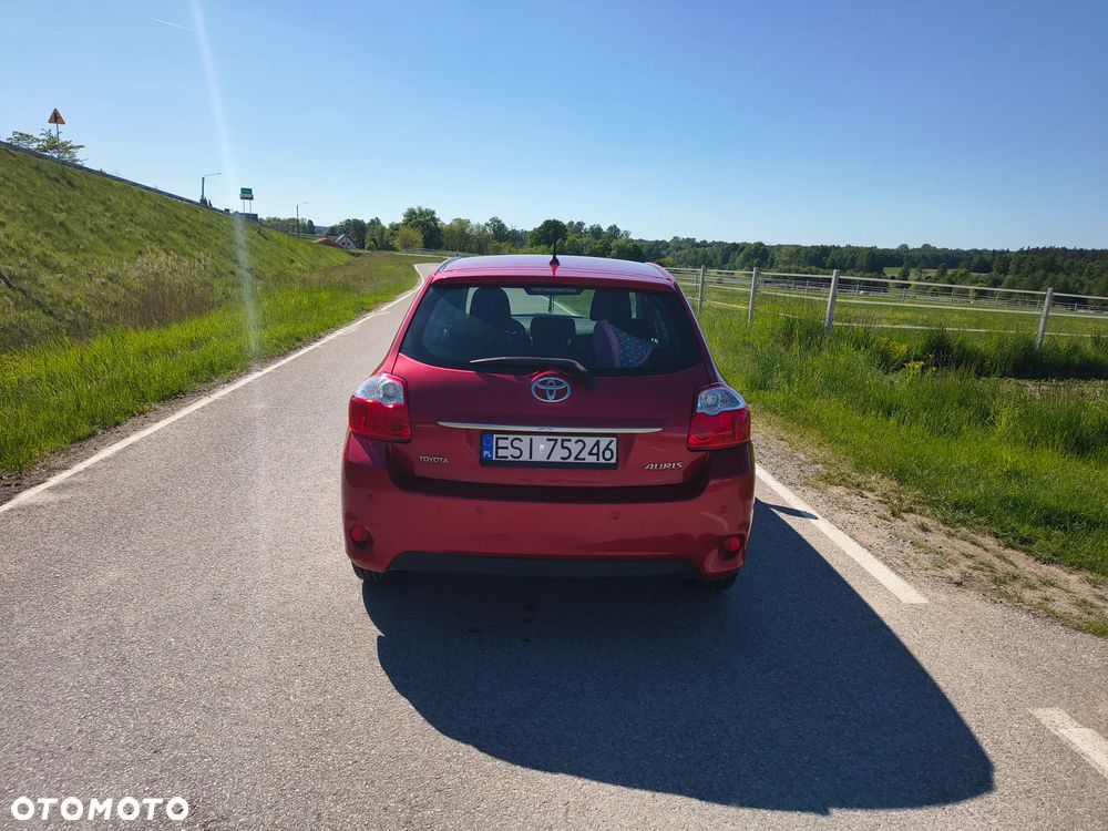 Toyota Auris 1.33 VVT-i - 5