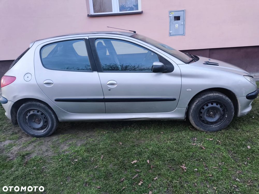 Peugeot 206 1.1 Mistral - 2
