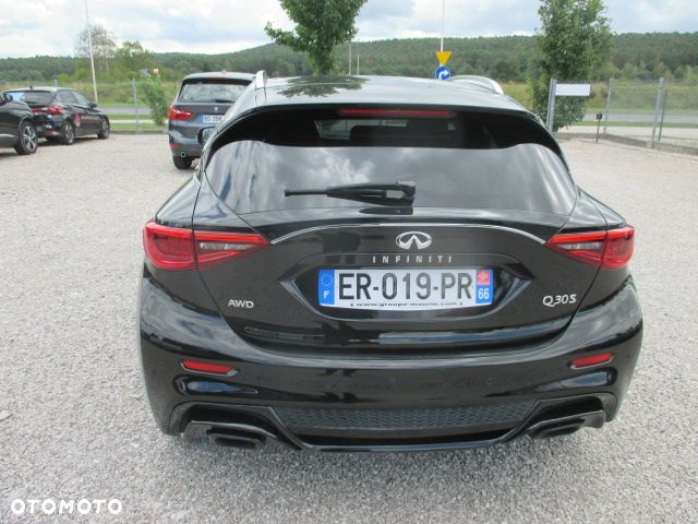 Infiniti Q30 2.2d DCT AWD Sport - 10