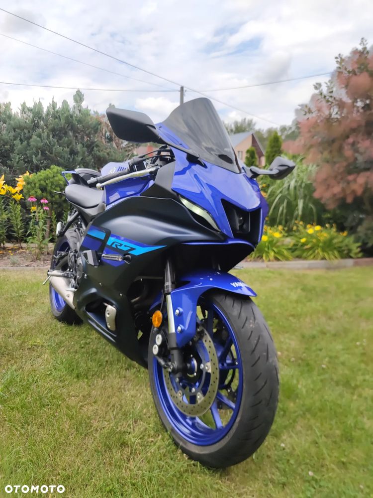 Yamaha R7 - 1