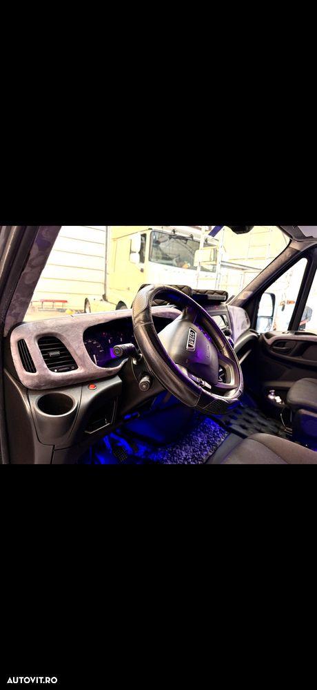 Iveco Daily - 12