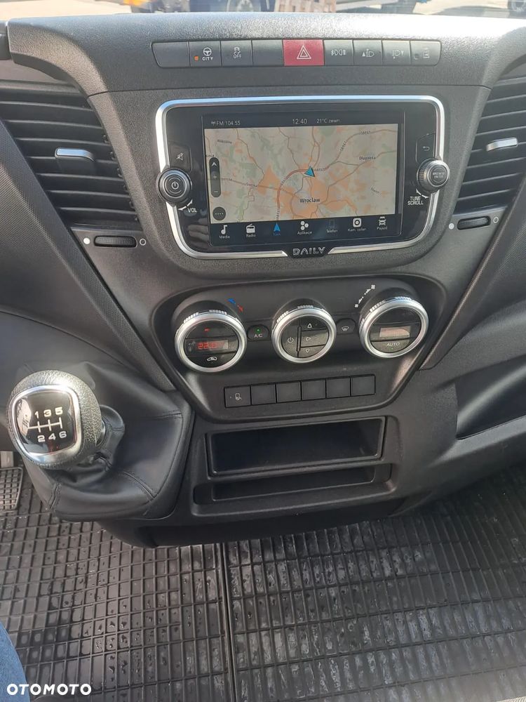 Iveco 35S18 KONTENER Z WINDĄ LEDY SILNIK 3 LITRY !!! - 9