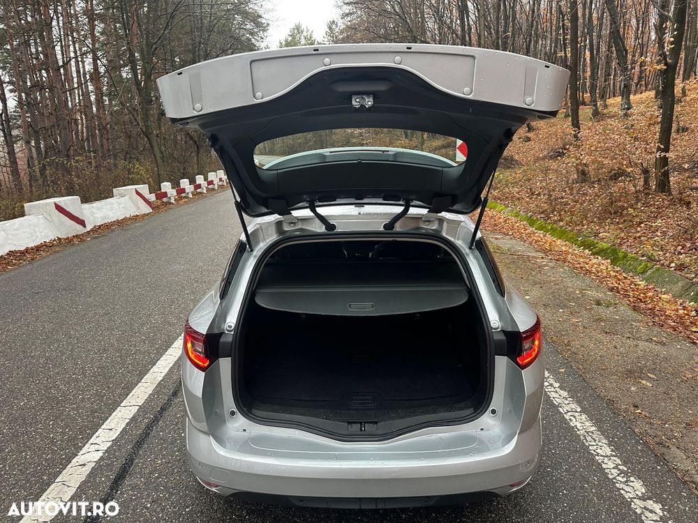 Renault Megane 1.5 dCi Expression - 11