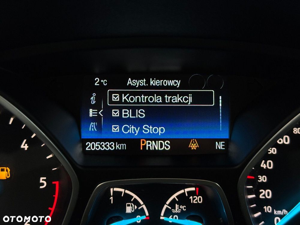 Ford Kuga 2.0 TDCi AWD Titanium - 32