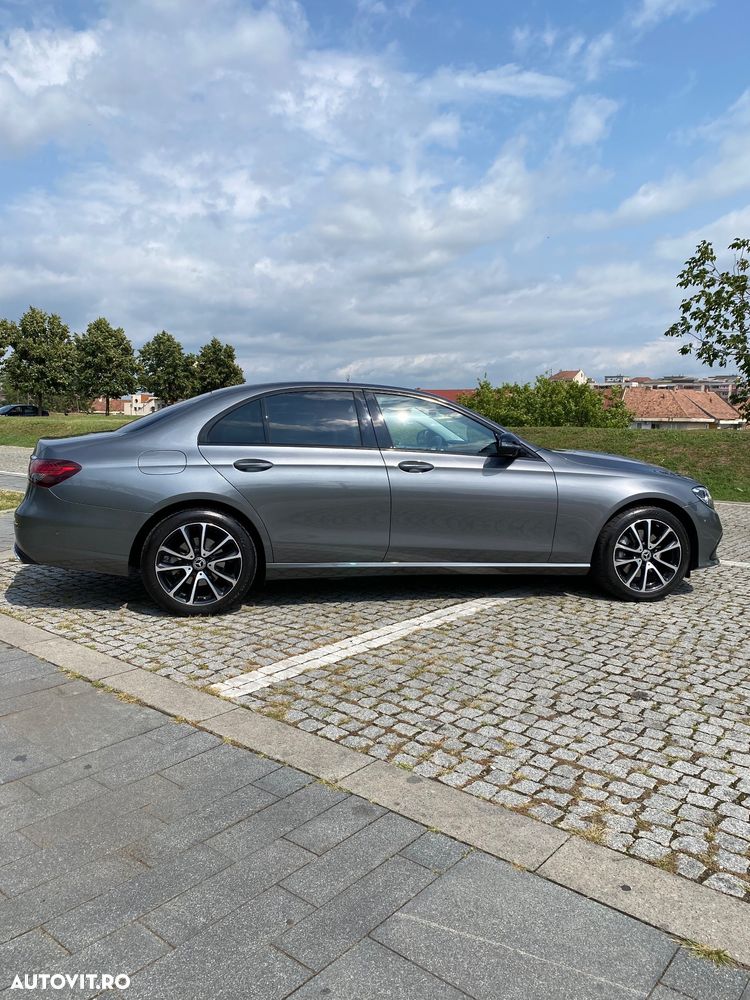 Mercedes-Benz E 220 d T 9G-TRONIC Avantgarde - 3