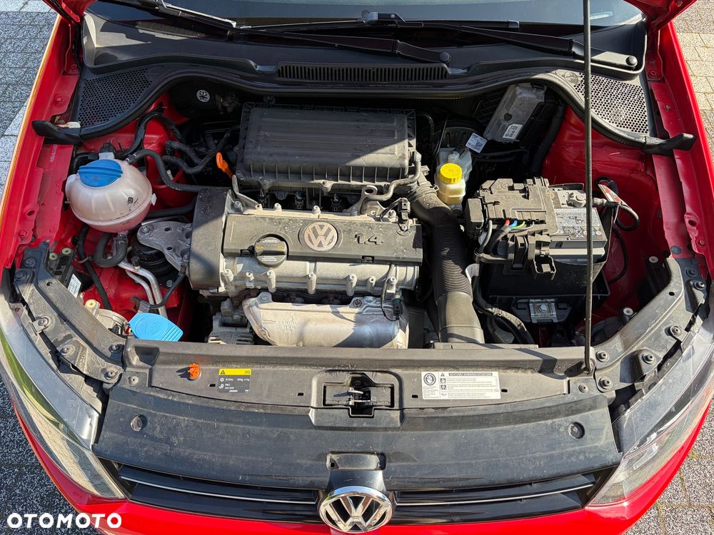 Volkswagen Polo 1.4 16V Comfortline - 18