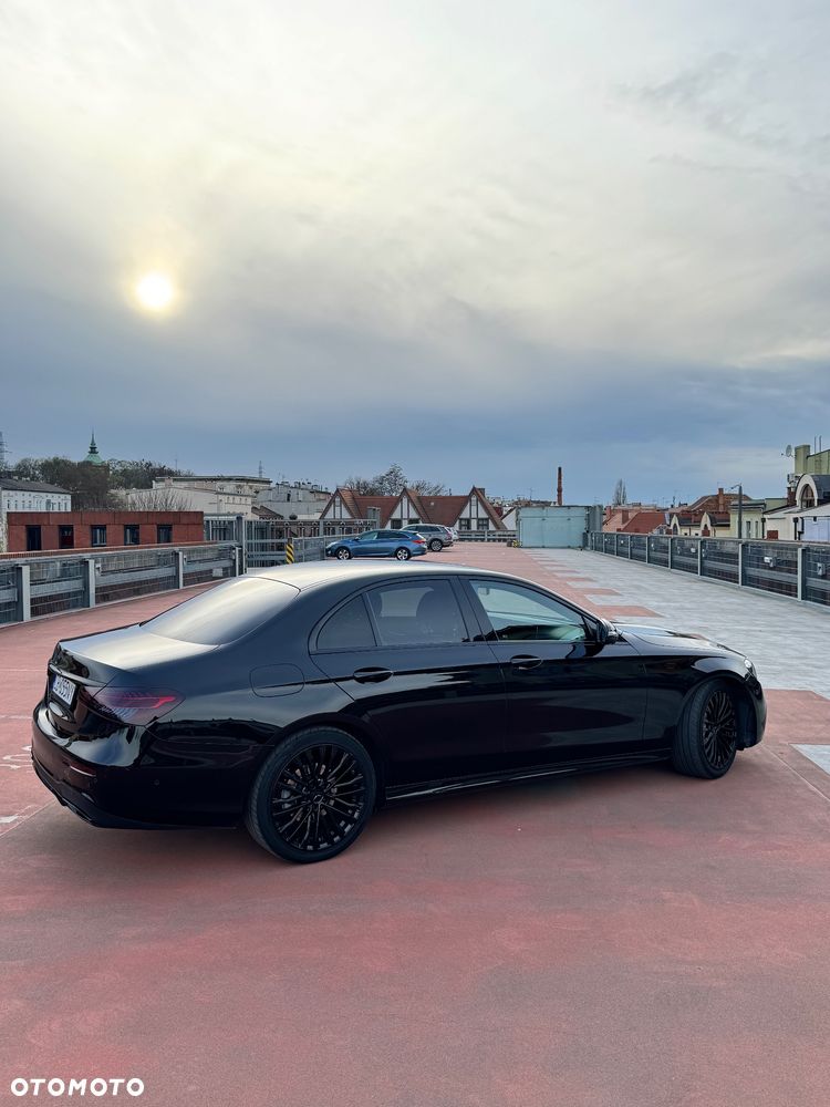 Mercedes-Benz Klasa E 220 d 4-Matic AMG - 5