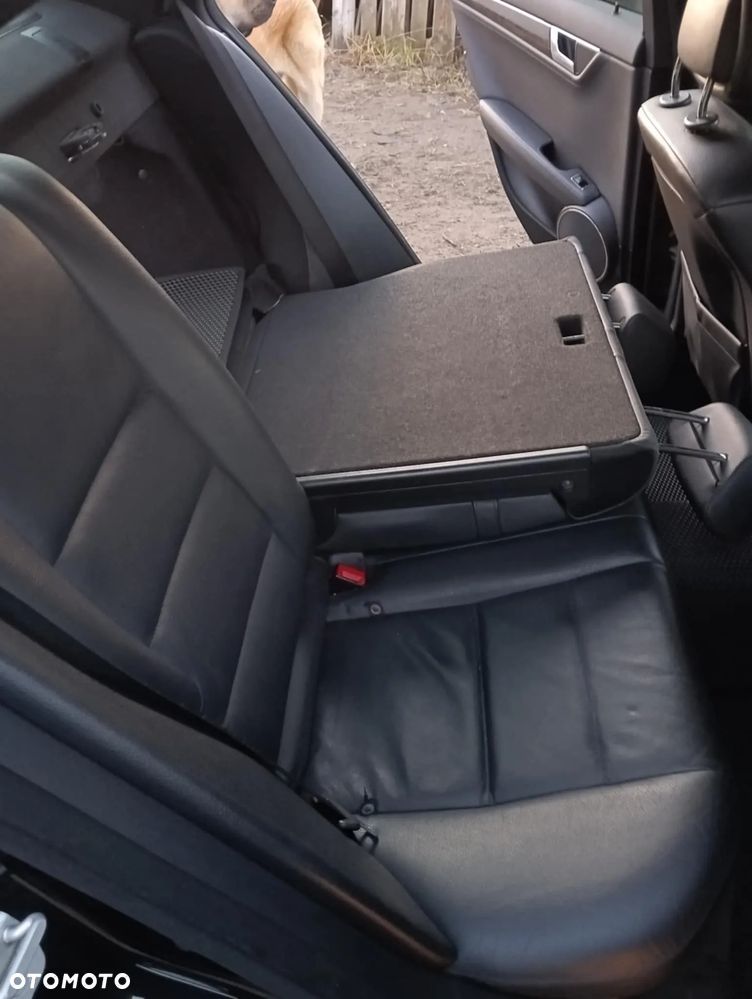 Mercedes-Benz Klasa C 350 Avantgarde - 6