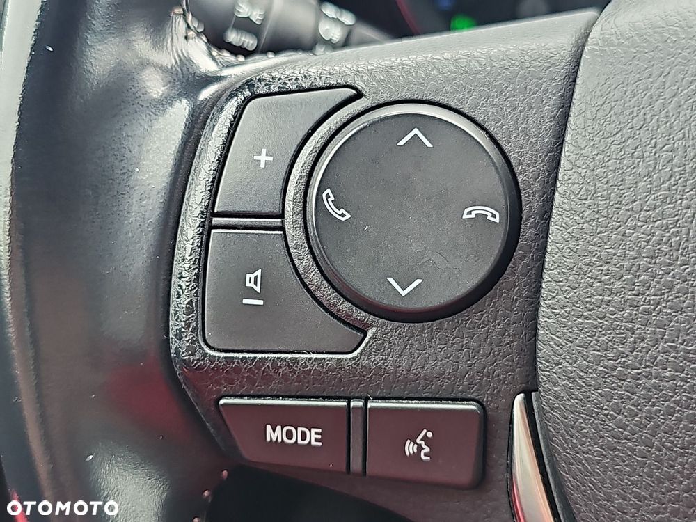 Toyota Auris 1.6 Dynamic - 16