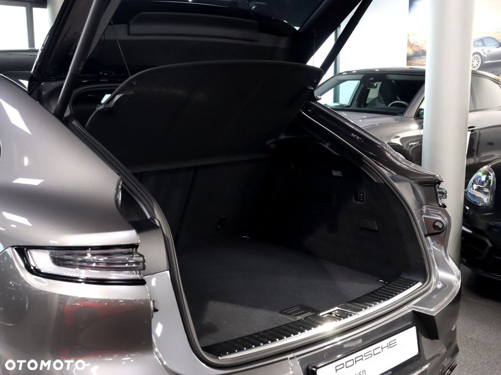 Porsche Cayenne GTS - 34