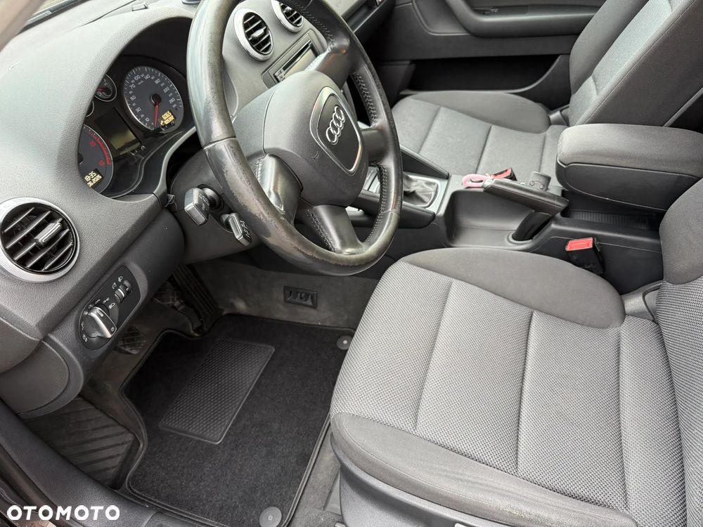 Audi A3 Sportback - 9