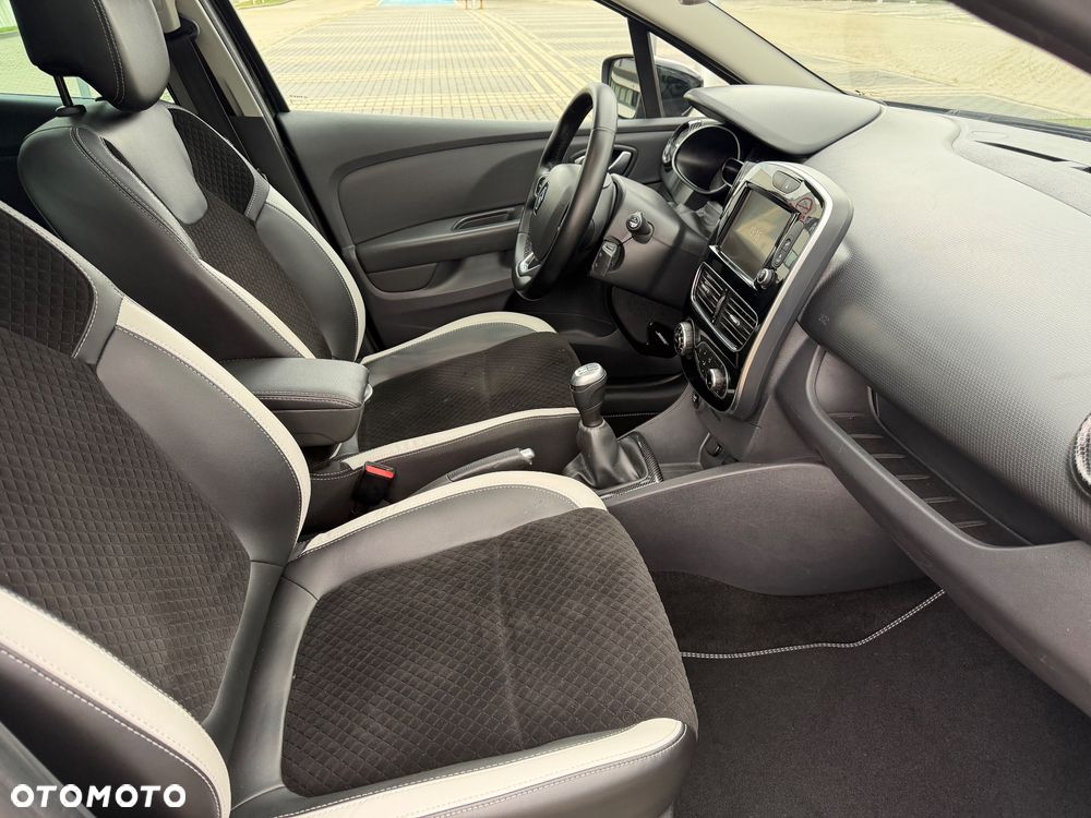 Renault Clio (Energy) TCe 90 Bose Edition - 24