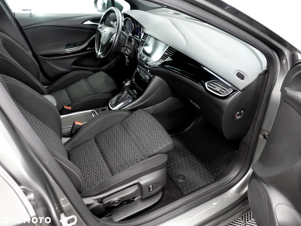 Opel Astra - 11