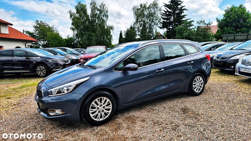 Kia Ceed 1.6 GDI Platinum Edition - 25