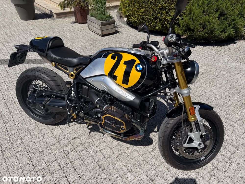 BMW R - 2