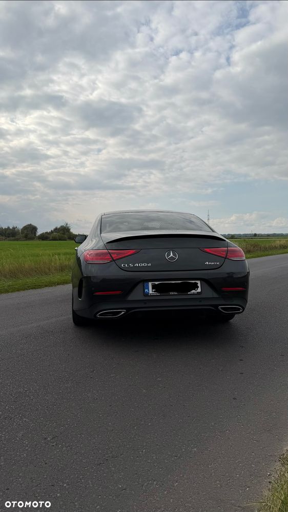 Mercedes-Benz CLS - 9