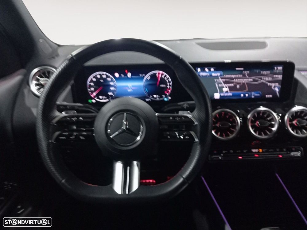 Mercedes-Benz GLA 250 e - 12