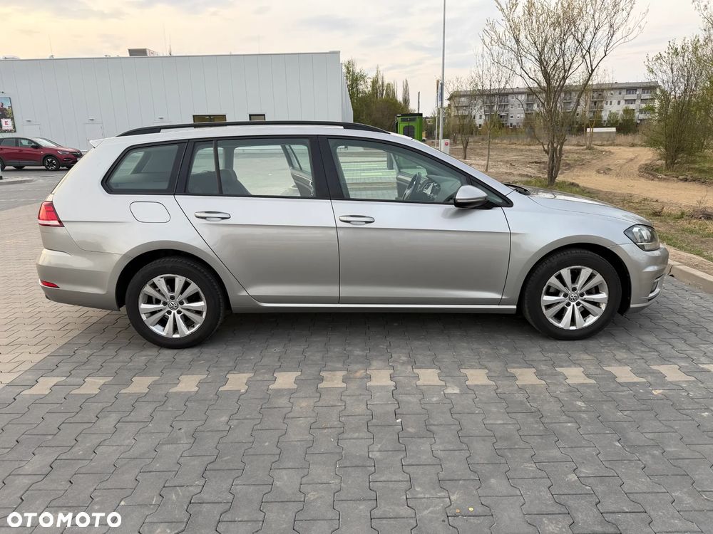 Volkswagen Golf 1.6 TDI BMT Comfortline - 3