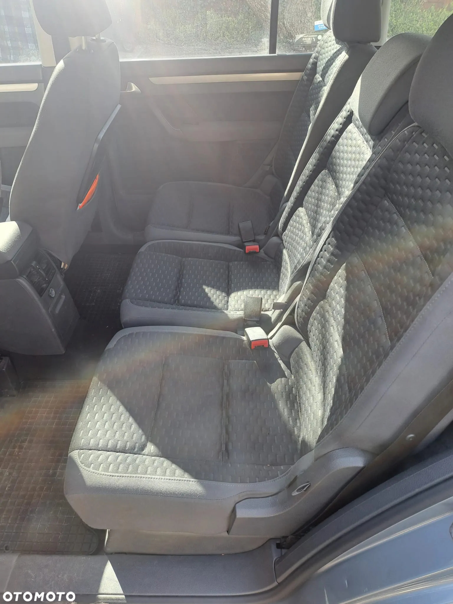 Volkswagen Touran - 7