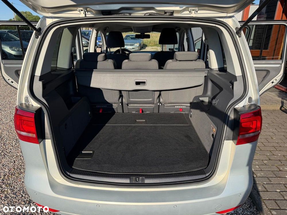 Volkswagen Touran 1.4 TSI Highline DSG - 20