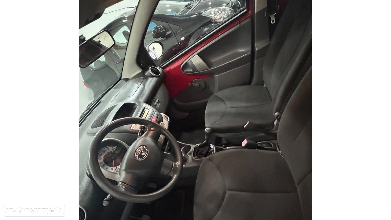 Toyota Aygo 1.0 Fantas - 7