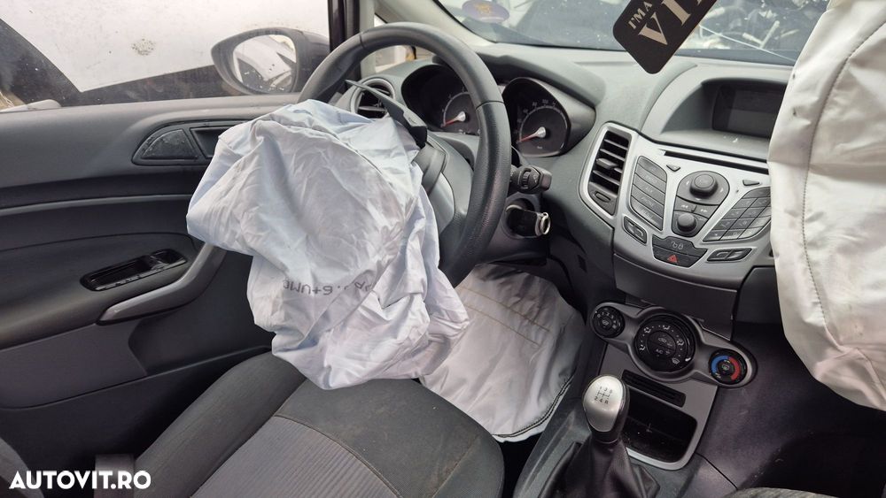 Dezmembram Ford Fiesta 2010 1.25 STJB Manual - 3