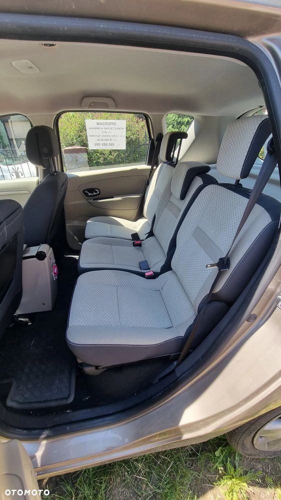 Renault Scenic 1.5dCi TomTom Edition EDC - 11
