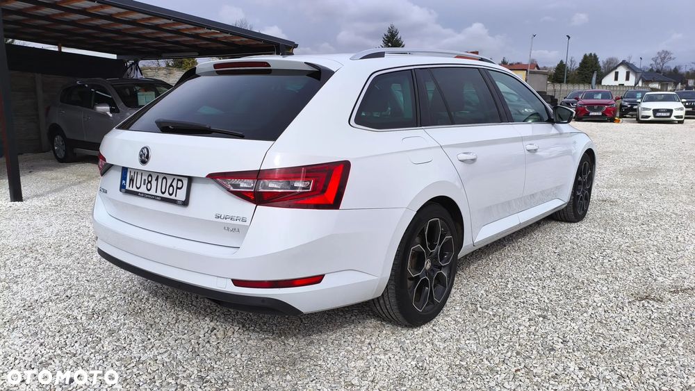 Skoda Superb 2.0 TDI L&K DSG - 24
