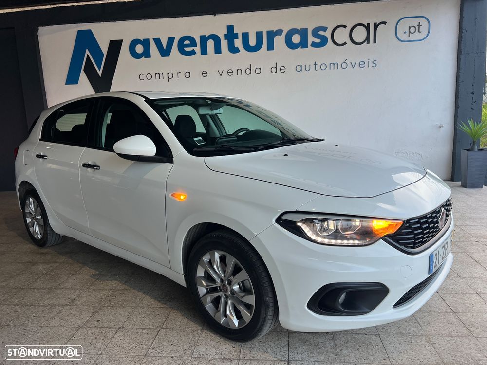 Fiat Tipo 1.3 M-Jet Lounge Tech - 2
