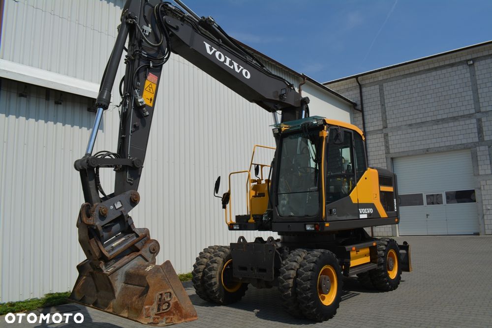 Volvo VOLVO EW160E SUPER STAN z osprzętem - 3