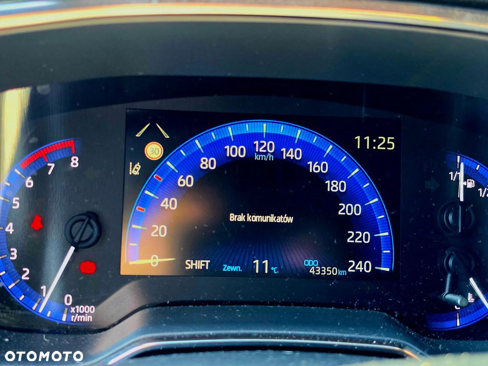 Toyota Corolla - 13