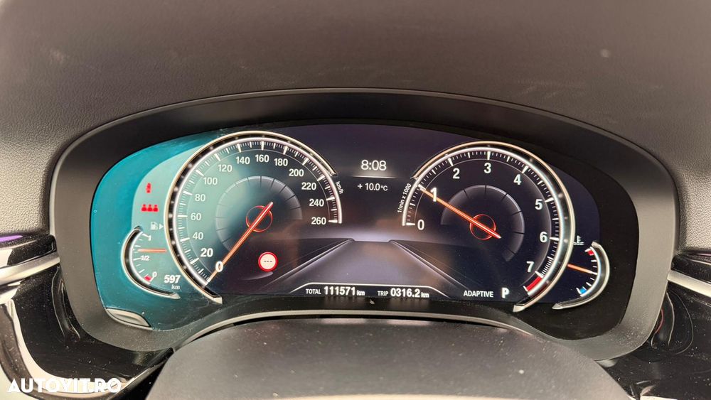 BMW Seria 5 520i Aut. Luxury Line - 33