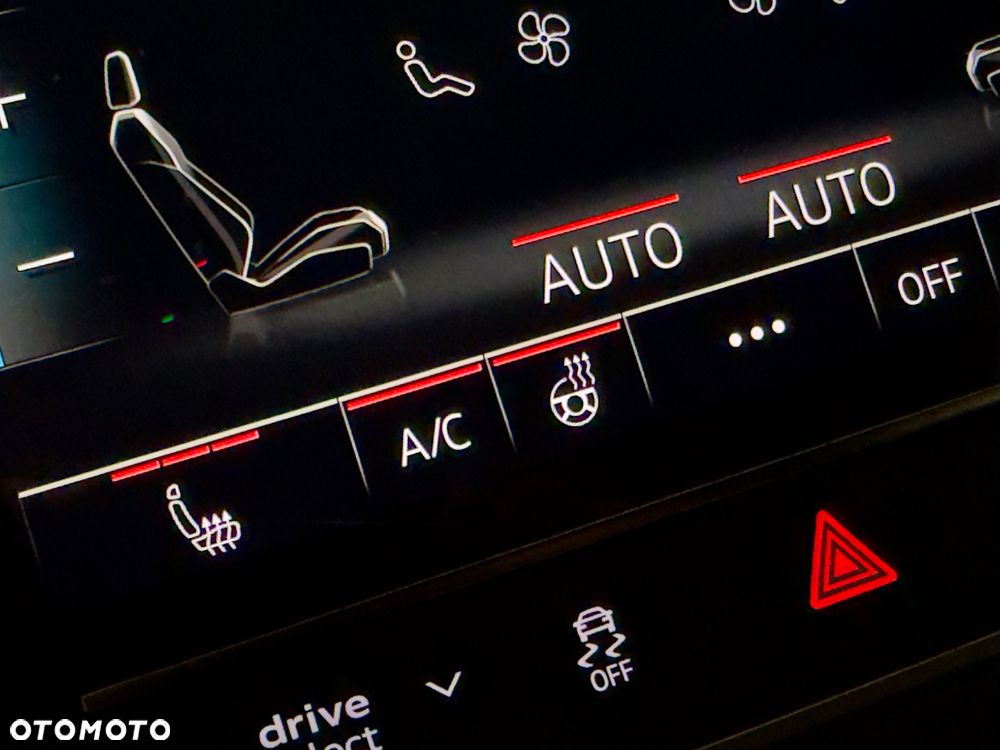 Audi Q8 50 TDI mHEV Quattro Tiptronic - 24