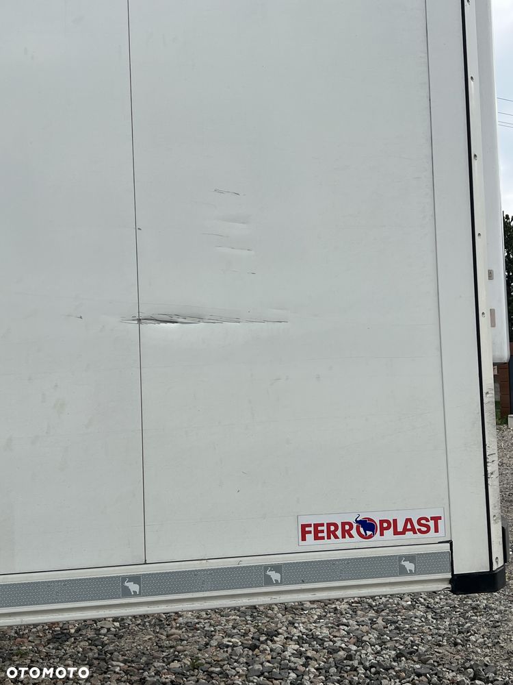 Schmitz Cargobull SKO - 13