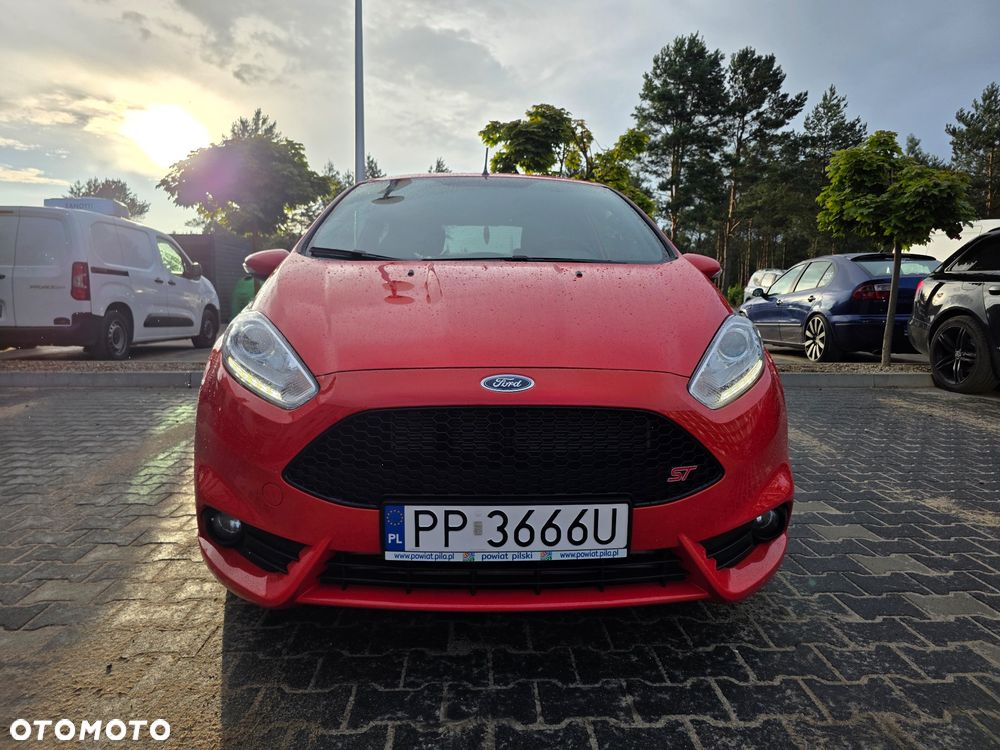 Ford Fiesta 1.6 EcoBoost ST - 3