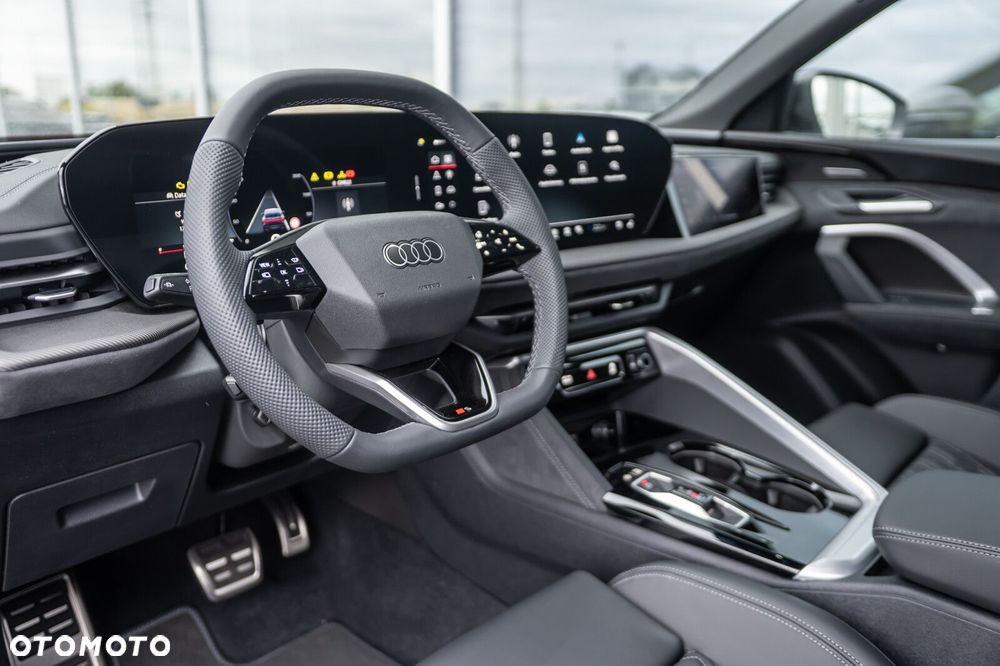 Audi Q5 Sportback - 16